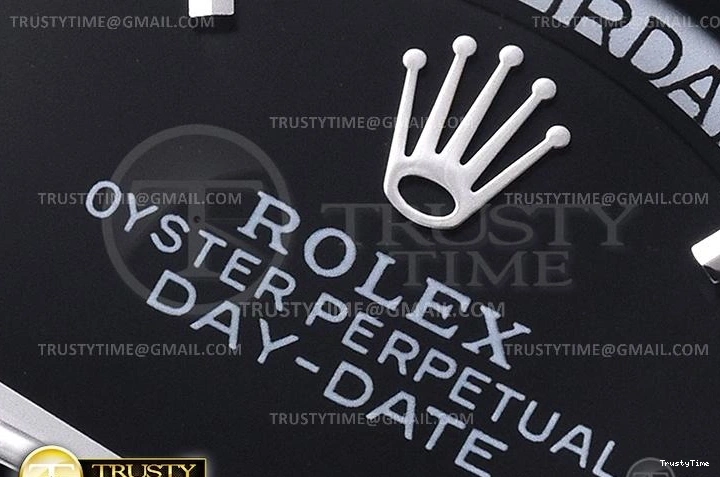 0726 Versatile RDD0220H – DayDate 36mm 701